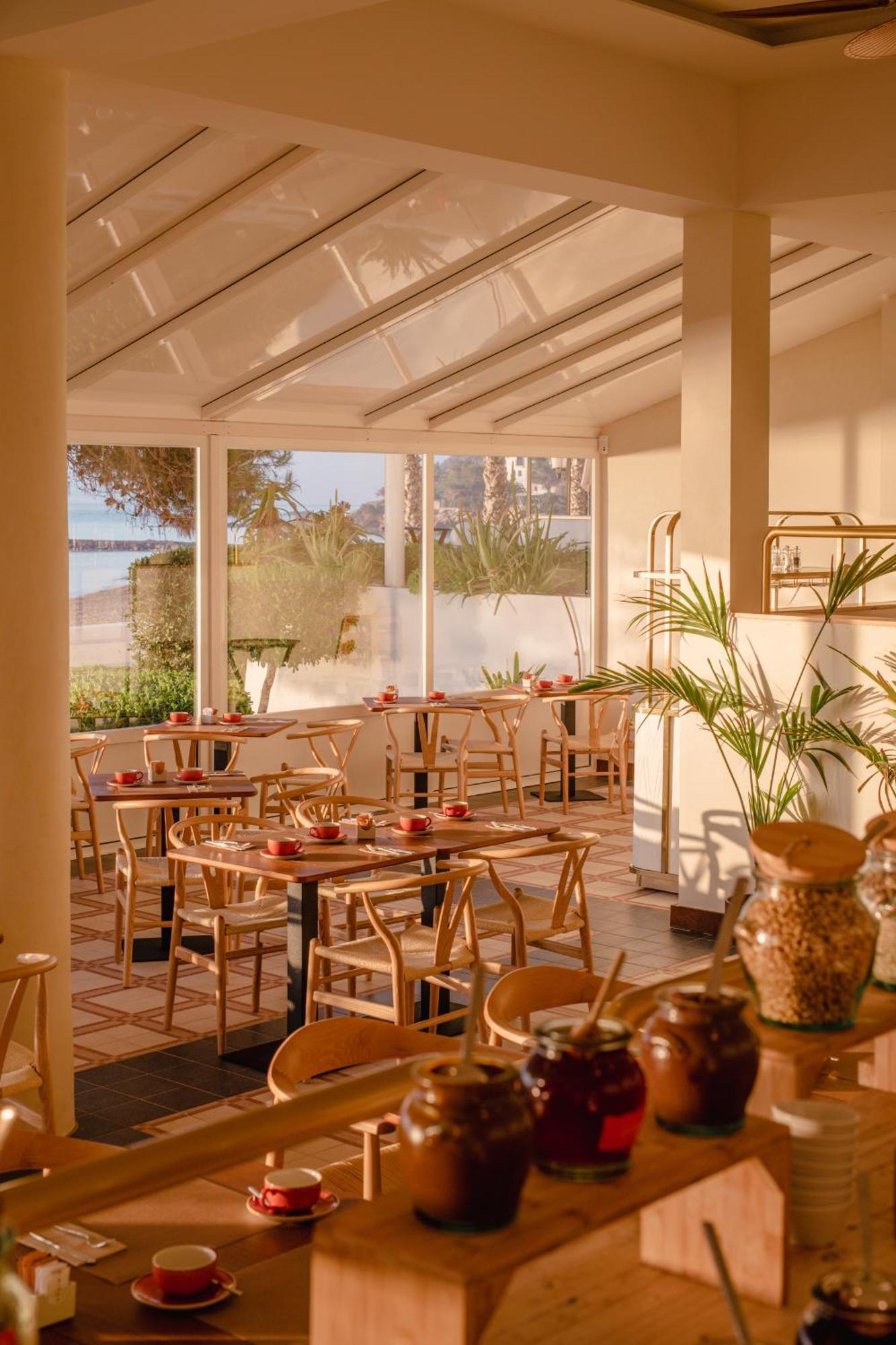 Hotel Riomar, Ibiza, A Tribute Portfolio Hotel Санта Еулалия дел Рио Екстериор снимка